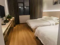Zhongjiang Jiafu Hotel - Pet friendly