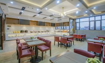Echarm Hotel (Guangzhou Baiyun Station Jiangxia Subway Station)