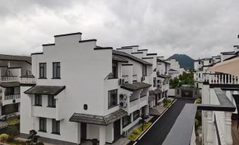 Huangshan Xianyuanju