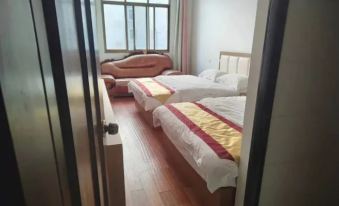 Luoping Tianfu Hotel