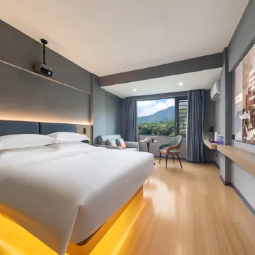Yiqun Hotel (Xishan Scenic Area Datengxia Scenic Area)
