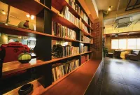 Jipin Chuangke E-sports Hotel (Zhongshan Torch Development Zone)