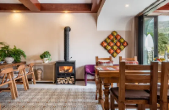 ShanZhong HuaKai Private soup homestay
