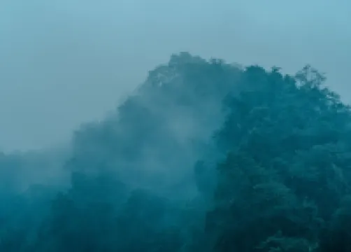 Trip.com Group Country Retreats (Mount Emei Yixi-Qingyin Joint Resort)