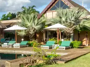 Top 8 Hotels with Villas in Mauritius