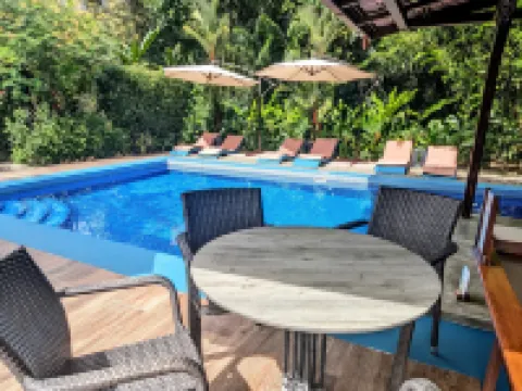 Jardín de Los Monos Hotels in Savegre