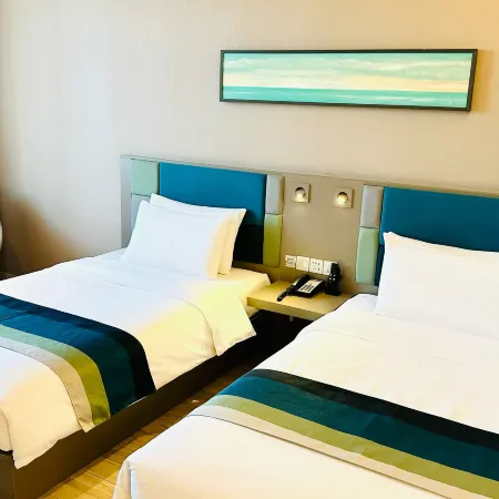 Homeinn Selected Hotel (Qiqihar Central Hospital Railway Station)