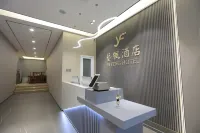 YI FENG HOTEL - parking