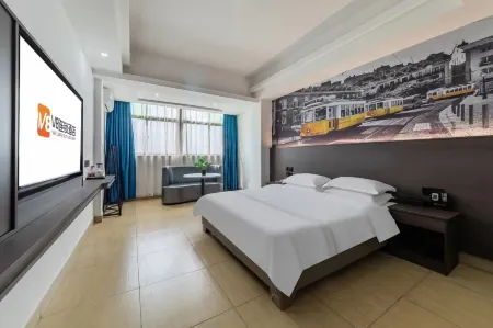 Ding'an V8 Fashion Hotel