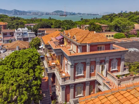 Lilac Garden Hotel Отели рядом с достопримечательностью «Xiamen Overseas Chinese Subtropical Plant Introduction Garden»