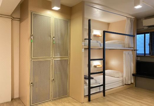 3. 모노머 호스텔 ..