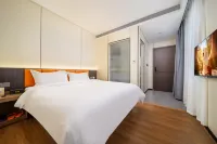 Yexitang Agarwood Theme Hotel（Qilou Historical Street） - 2-Star