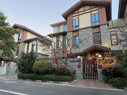 Dinglong Bay Jixiang Villa