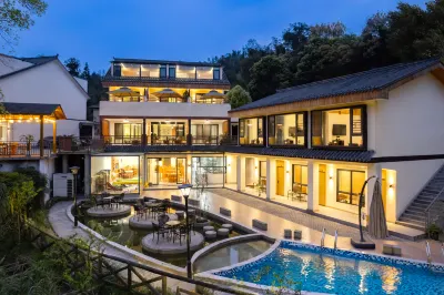 Yibin Shunan Bamboo Forest Sizhi Farm Stay Hotels near Shunan Bamboo Sea · Yingfeng Bay Plaza
