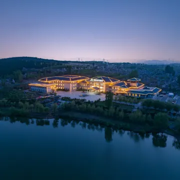 Fei County Inzone Garland Hotel