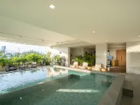 The Rise Suites Hotel, Chiang Mai Hôtels à proximité de : Villages des tribus montagnardes