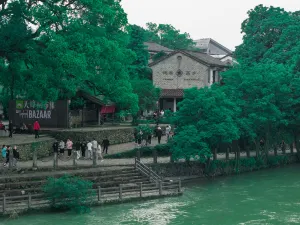 Seclusive Life In Landscape