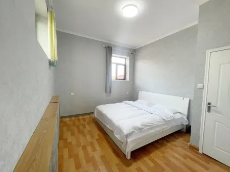 Shidi Fengshe Homestay (Gongliu County Wetland Park) Отели в г. Гунлюй