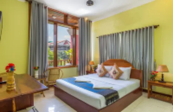 Side Walk Hotel Hotel a 