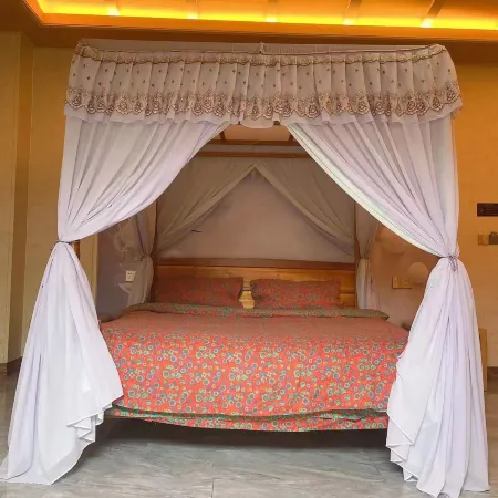 Gaozhou Huatianmei Wenquan Homestay