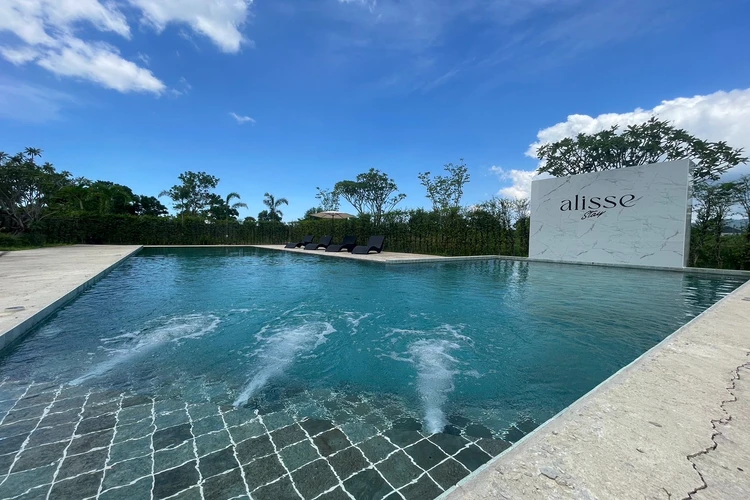 รูปภาพของAlisse Stay Phuket Layan