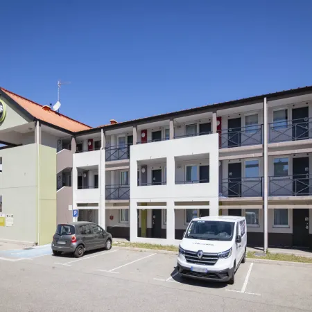 B&B Hôtel Avignon (1)