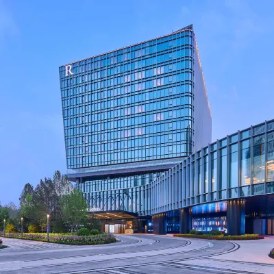 Renaissance Beijing Haidian Hotel Hotels near Yuxin Station