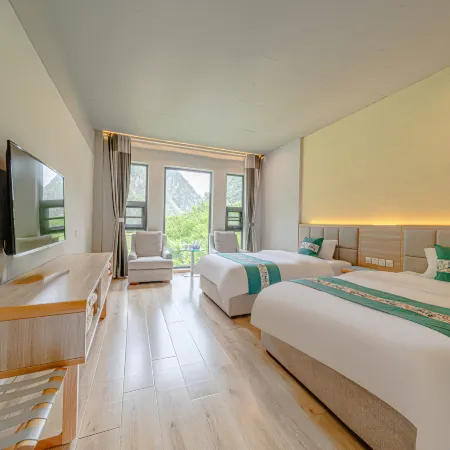 Xiaoyue Qinglan Garden Private Hot Spring Hotel (Lixiao Road Branch, Bipenggou Scenic Area)
