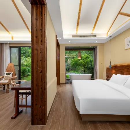 Longhuixi · Longnan Enclosed House
