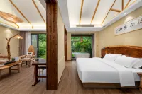 Longhuixi · Longnan Enclosed House