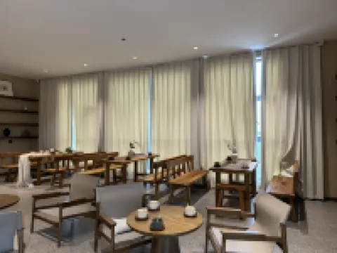 Mujing Yunshang Prairie Homestay (Zoige Western Ranch)