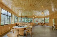 Sanhu Homestay (Shangri-La Town Daocheng Yading Scenic Area) - 3 Yıldız