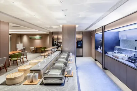 JI Hotel Gongyi Aolong Gangwan Branch Отели рядом с достопримечательностью «Kang Bai Wan Zhuang Yuan»