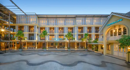 Centara Life Lamai Resort Samui Отели рядом с достопримечательностью «Hin Ta Hin Yai»