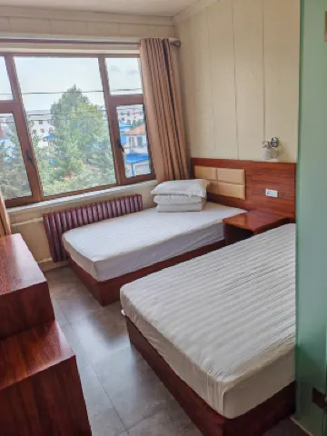 Olunchun Qi Hongxiu Hotel