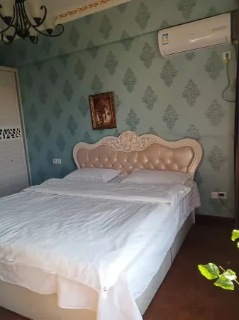 love of the sea residence du commerce Отели в г. Фенчен