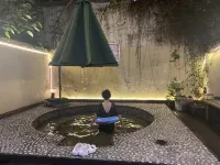 Shuoshi Yijiu Villa - Thermen