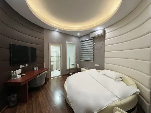 Fuliang Gaoling Hotel - parkir