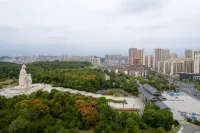 JI Hotel (Jiujiang Lushan Station Zhonghua Xianmu Park) - 3 stjerner