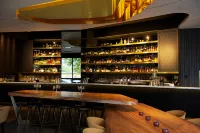 Amora Hotel Adelaide - 5-Star