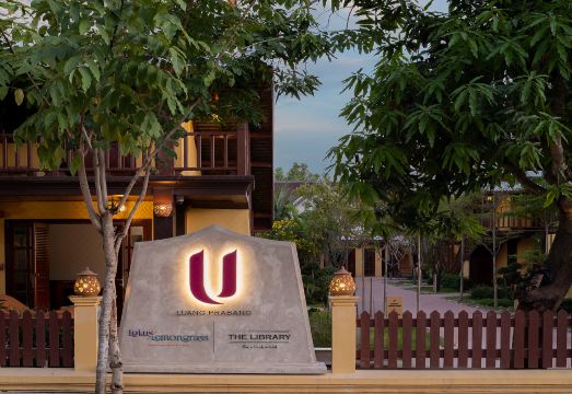 3. U 루앙프라방..