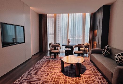 2. 웨이난 귀빈루 ..