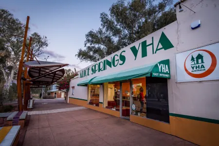 Red Rock Hostel Отели в г. Брейтлинг