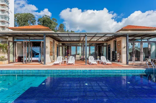 Fuxian Lake Yuehuwan Pool Villa - Private Pool