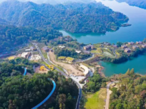 Three Gorges giraffe Park's Hotel Hotels in Yidu
