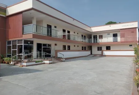 RedDoorz @ Ranchotel Kalibo Aklan Отели рядом с достопримечательностью «Sampaguita Gardens»