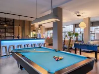 a&o München Laim Hotel dekat Stasiun Kereta Muenchen-Pasing
