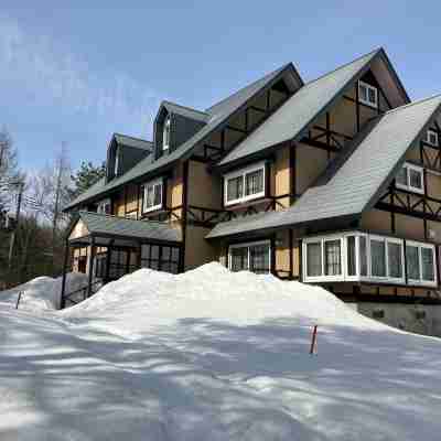 コテージ アリス Hotel Exterior