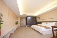 Big Wave Washing Sand·Future Hotel (Jianye Shopping Plaza Store) Hotel di Weihui