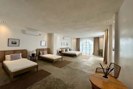 Uli Cliffhouse Отели в г. Пангасинан